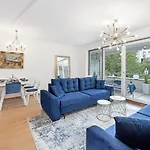 Luxus Wohnung im Stadtzentrum mit Tiefgaragenplatz